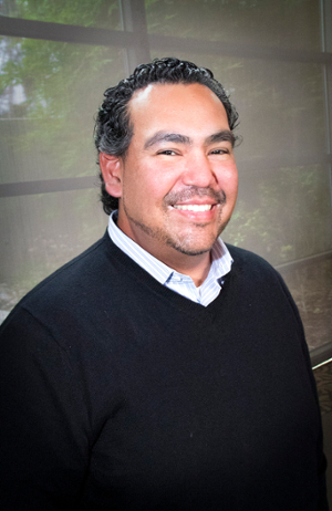 Portrait of César Figueroa, one of the 2019 Integrity Award Receipients